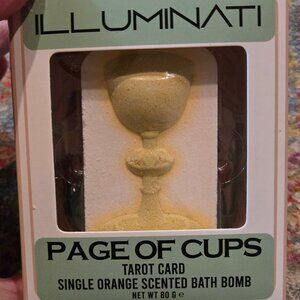 Tarot card bath bomb